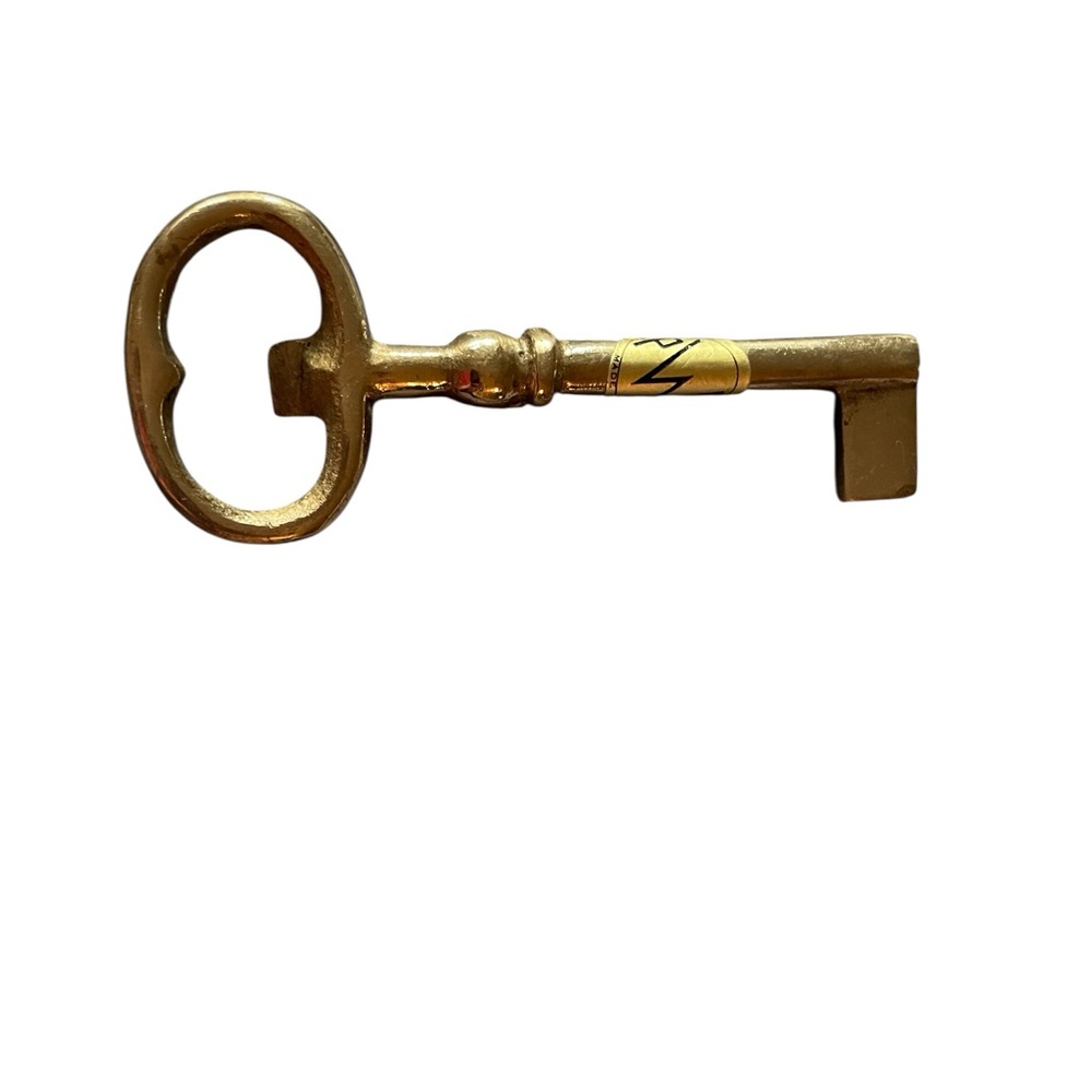 Vintage brass key gold tone steampunk boho purse charm